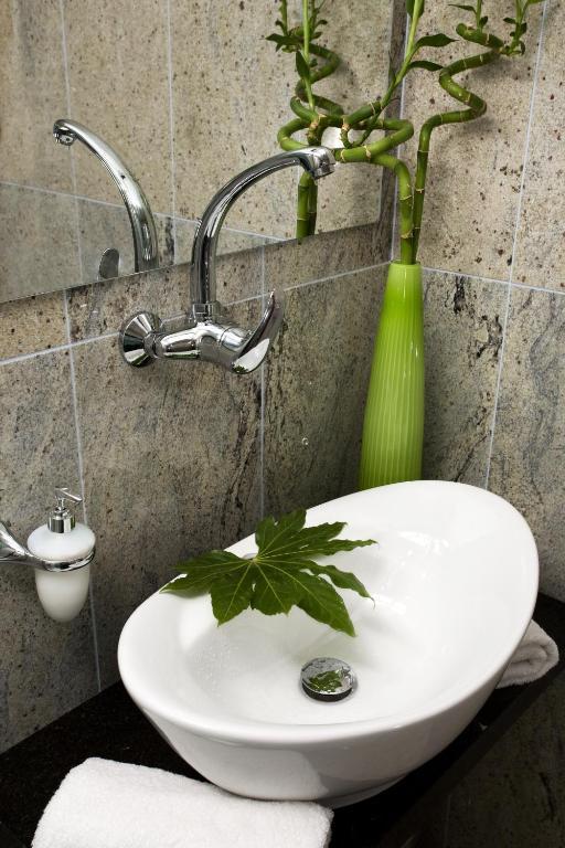 Hotel Relax Rajecke Teplice Room photo